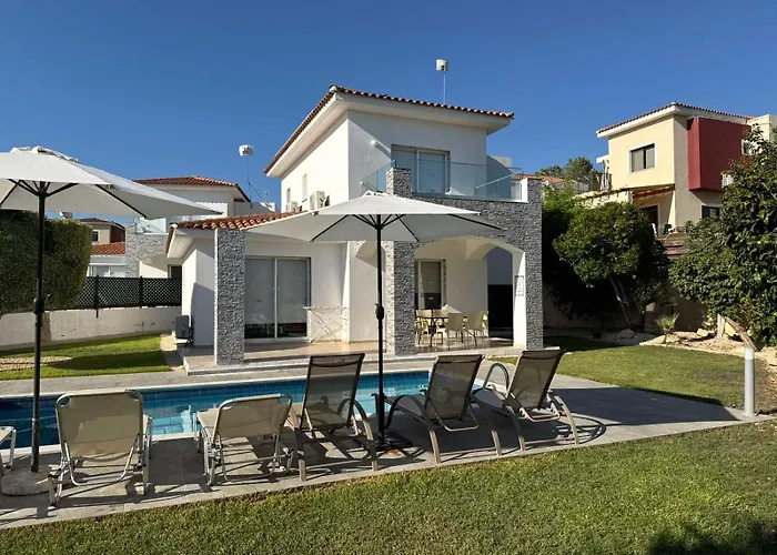Diamond Villa *