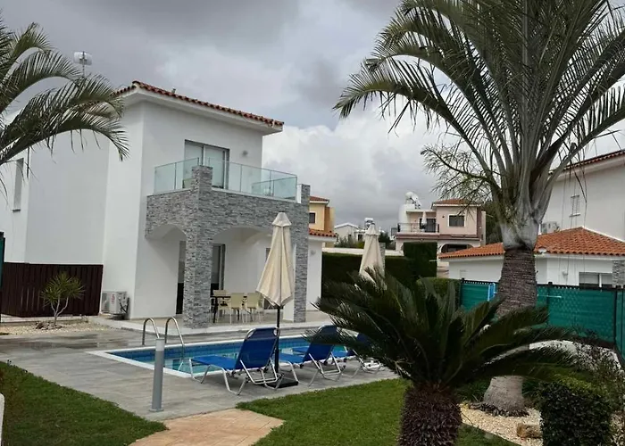Diamond Villa