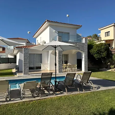 Diamond Villa *