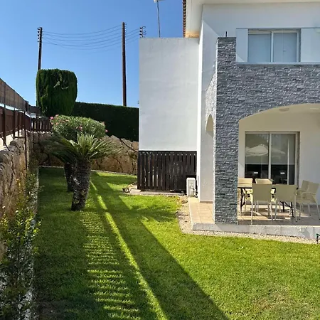 Diamond Villa *
